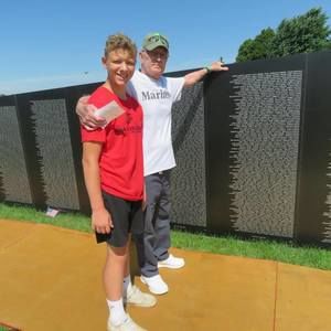 Meet your Posher, Hunter